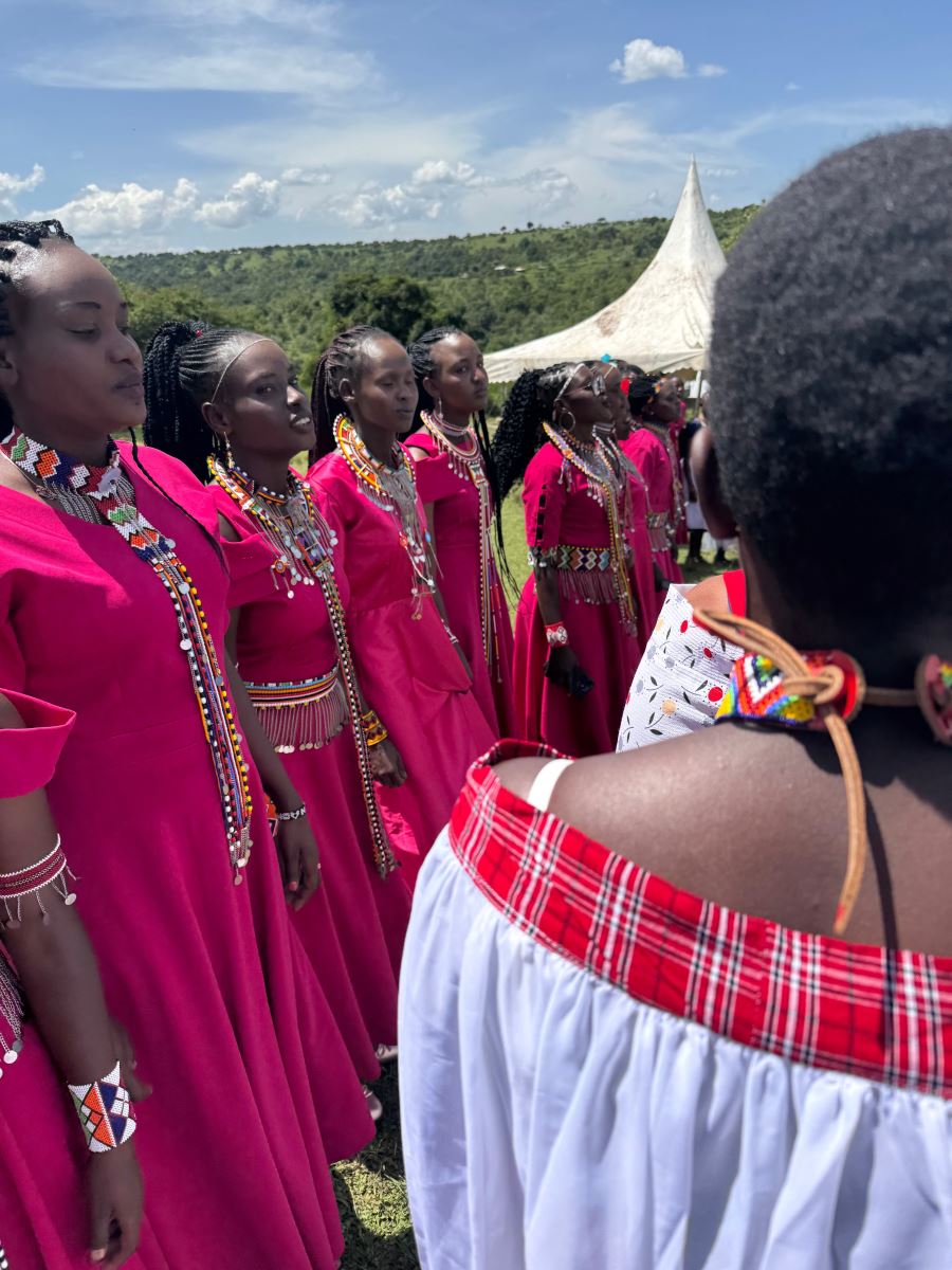 Maasai singing in the wedding